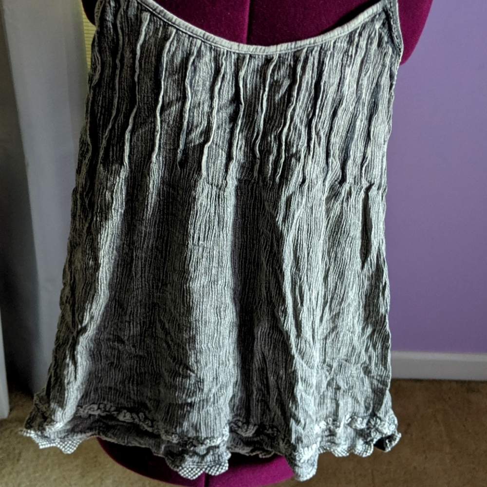 Dark grey Earth Bound Tank L